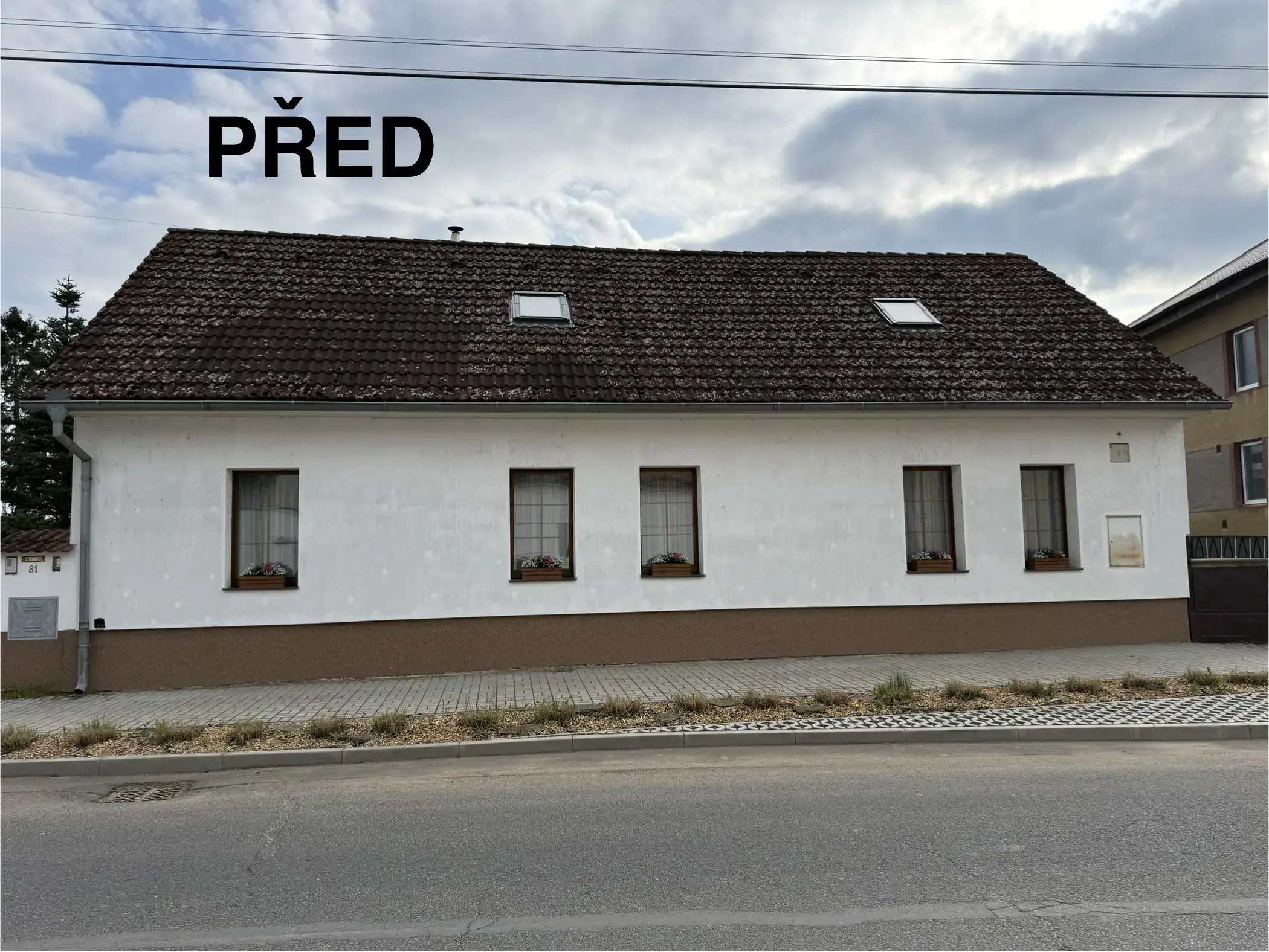 Střecha před renovací (nátěr) – Travčice